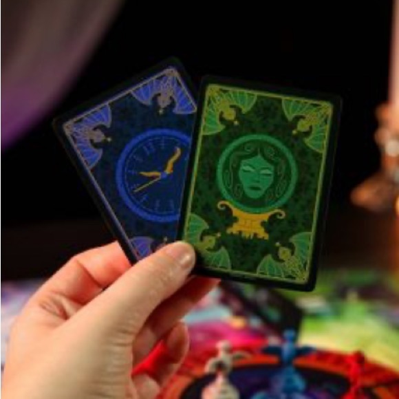 Disney Haunted Mansion Call of the Spirits Game FUNKO GAMES - Picture 7 of 9